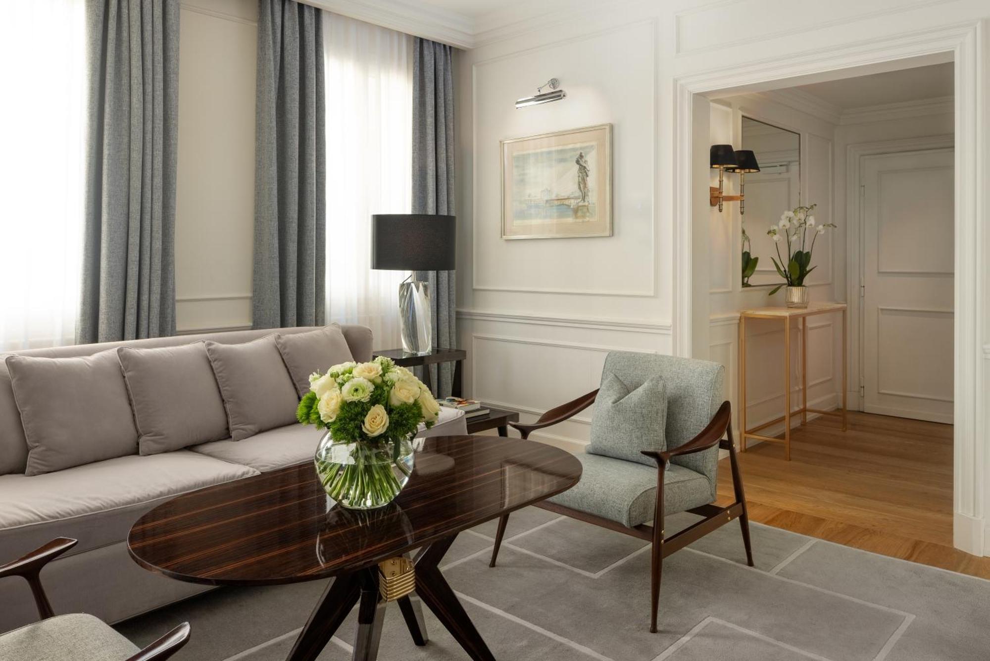 Lungarno Luxury Apartments - By Lungarno Collection Florence Exterior photo