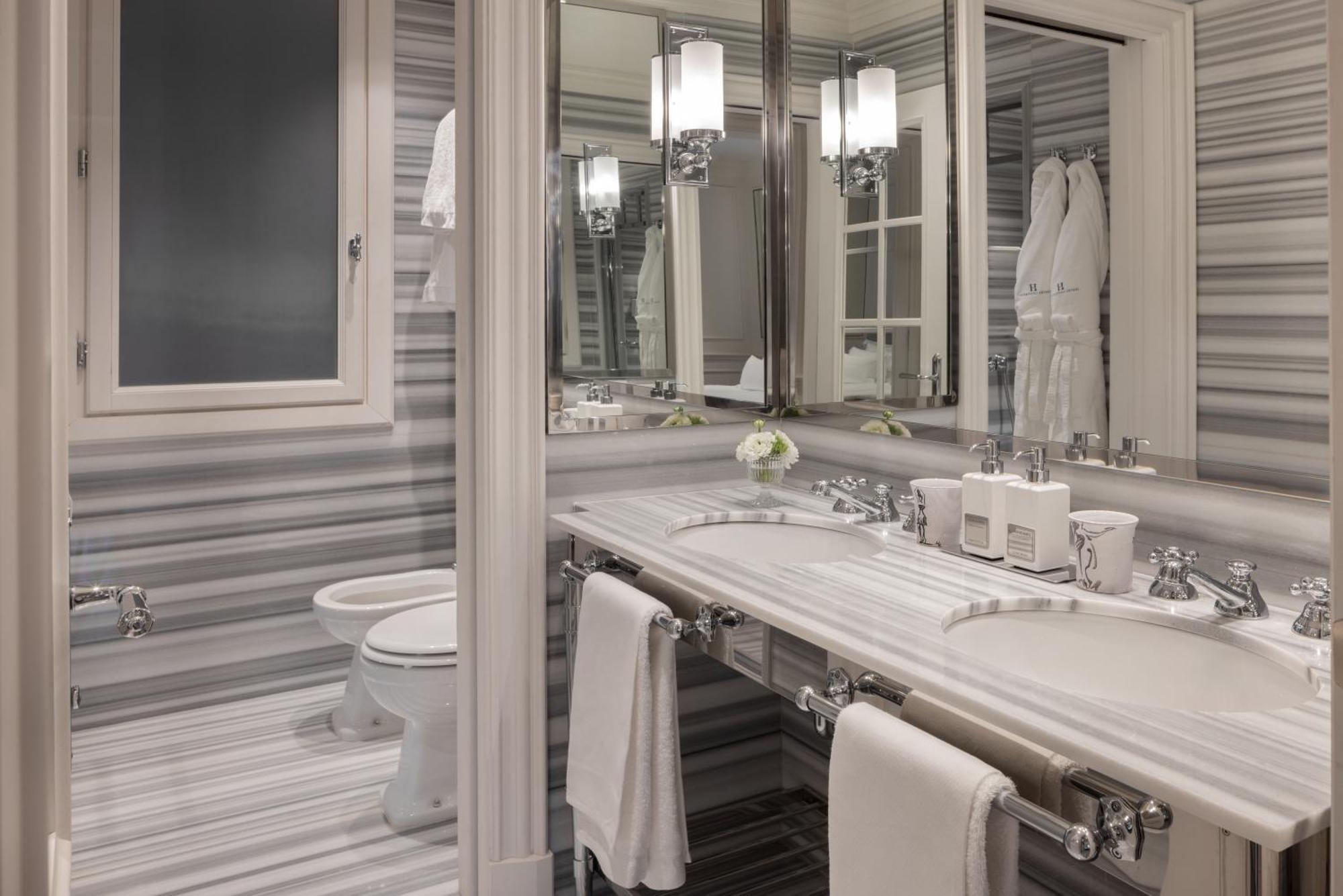 Lungarno Luxury Apartments - By Lungarno Collection Florence Exterior photo
